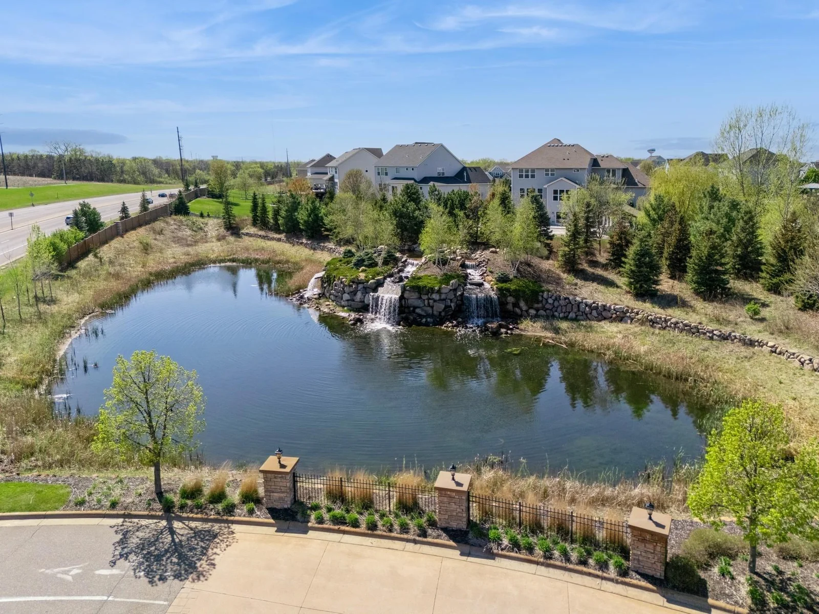 This is the pond & waterfall in the neighborhood entrance, which is right across the street from the house. You can watch this from your front porch in the AM while drinking your coffee, weather permitting of course.