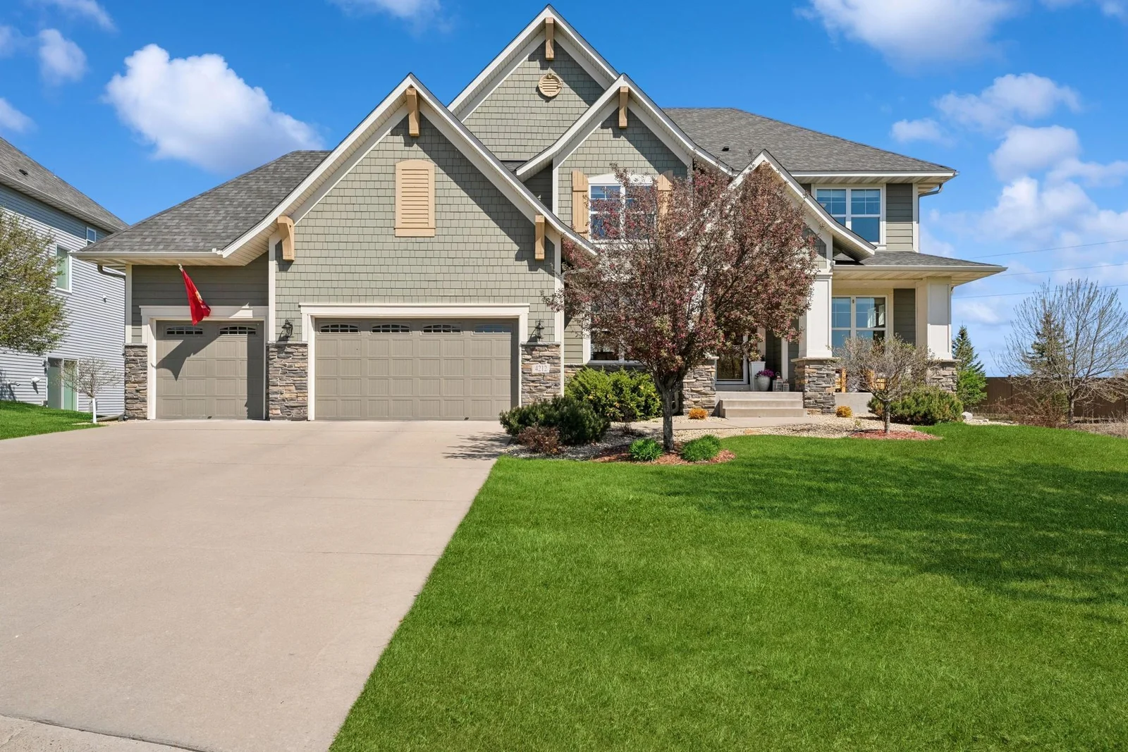 Photo 1 of 4212 Parkview