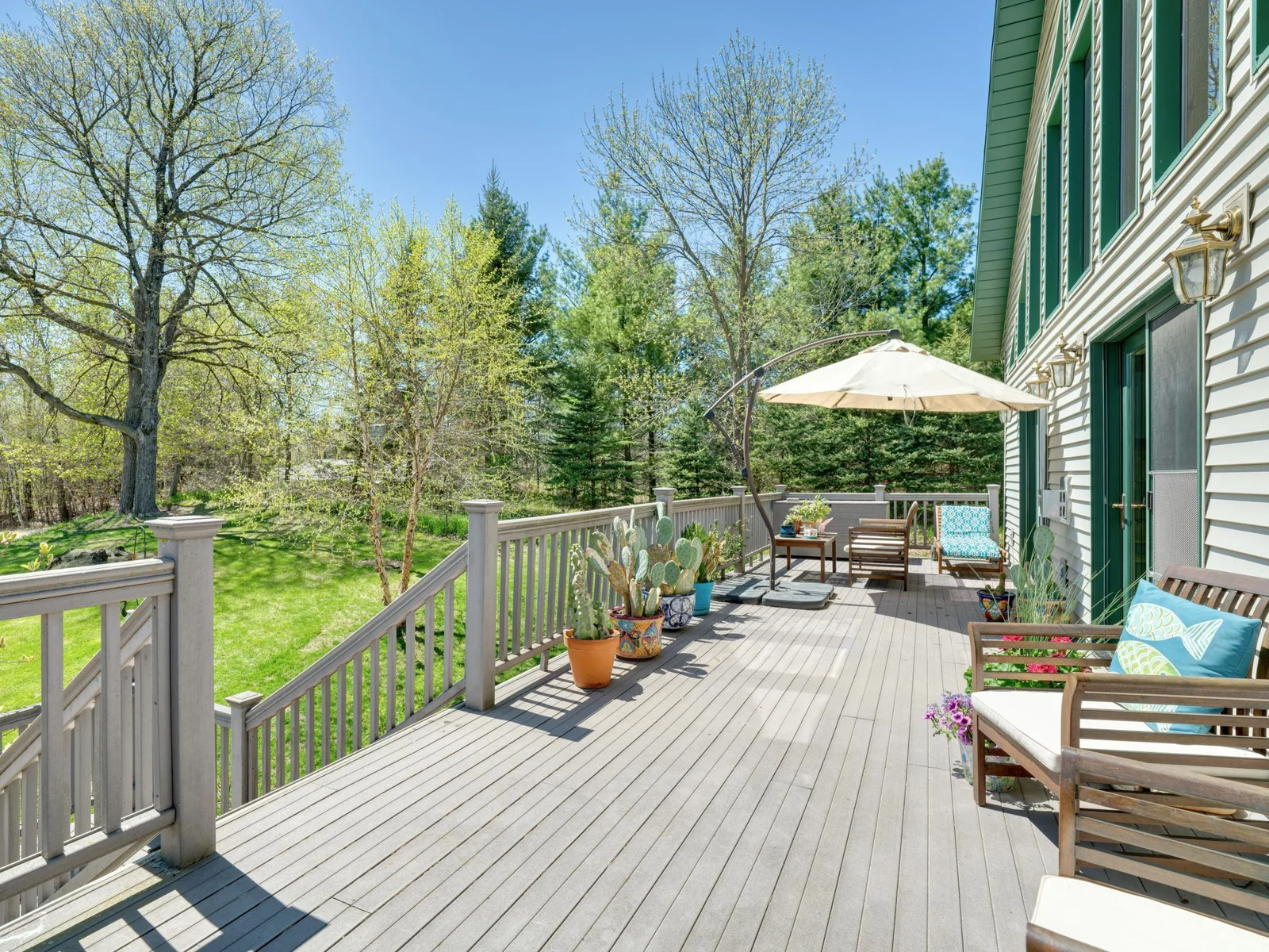 Take in the wildlife watching while you enjoy your morning coffee from the front deck.
