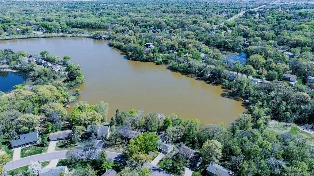 Long Lake - a hidden treasure!