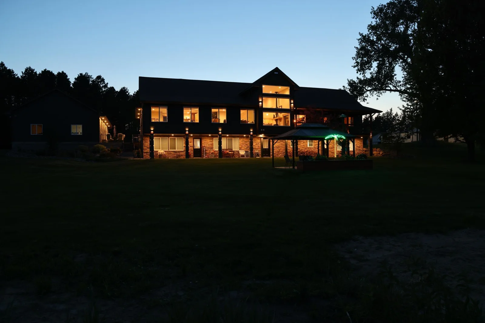 All outdoor lighting can be controlled with key fob. Forget to leave the lights on when you go on your sunset cruise? Turn your lights on with your remote control