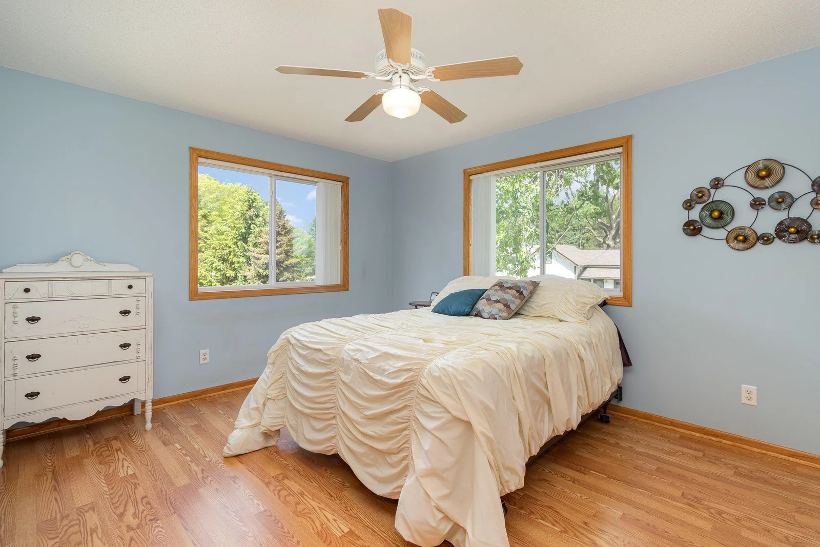 Upper bedroom provides great privacy as it has its own bathroom as well.