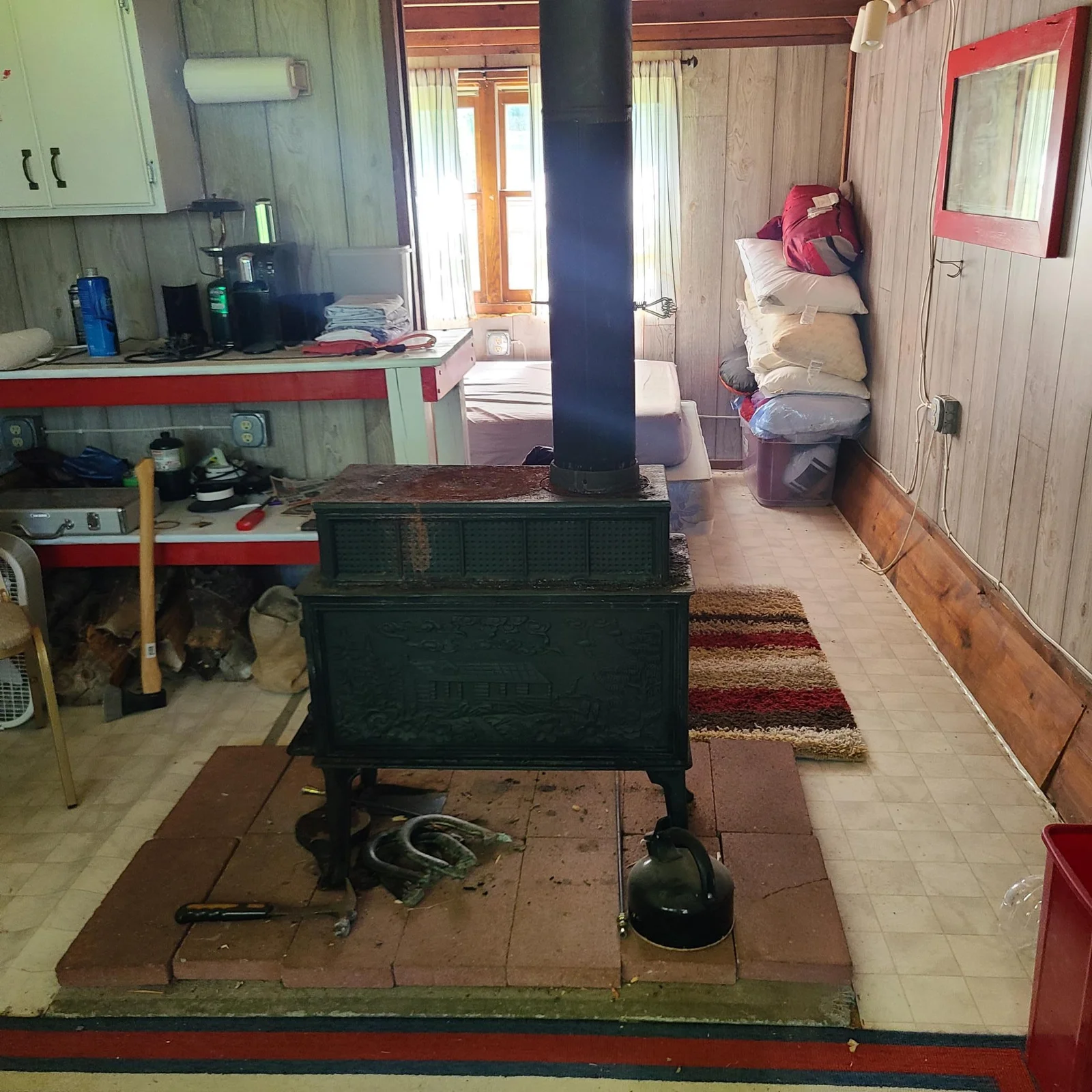 Wood Burning stove for heat and cook top