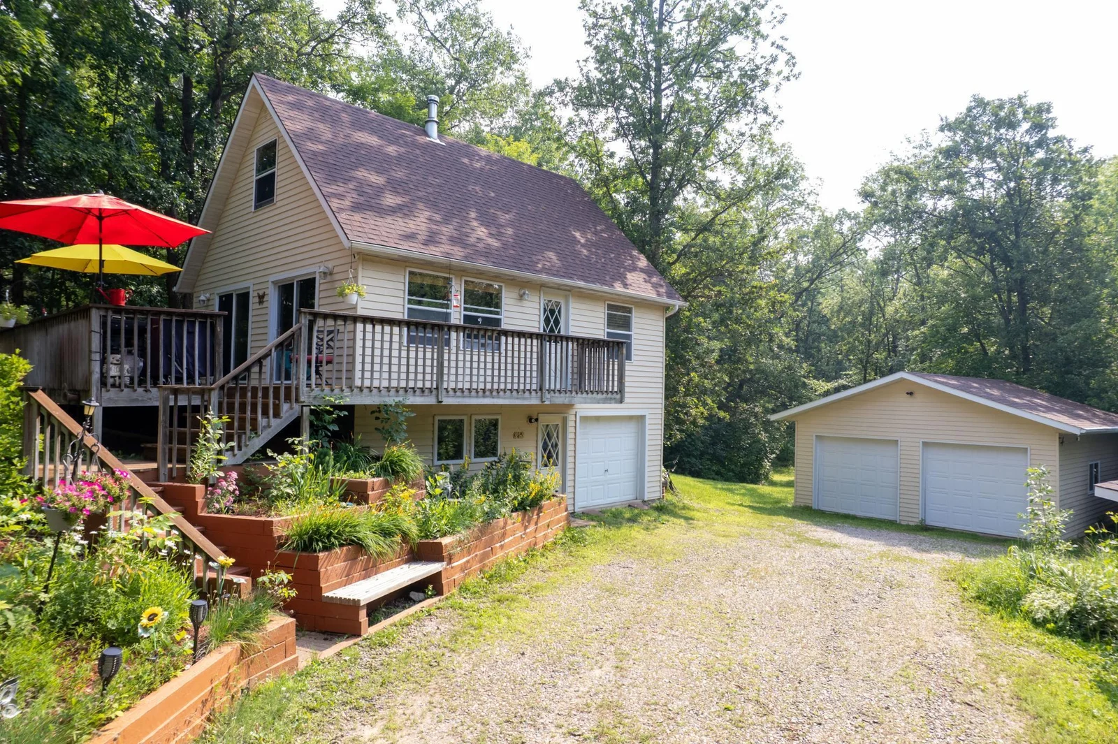Photo 1 of 25185 Moreau