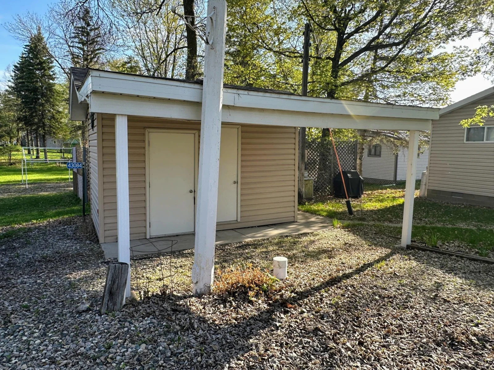 Shed
