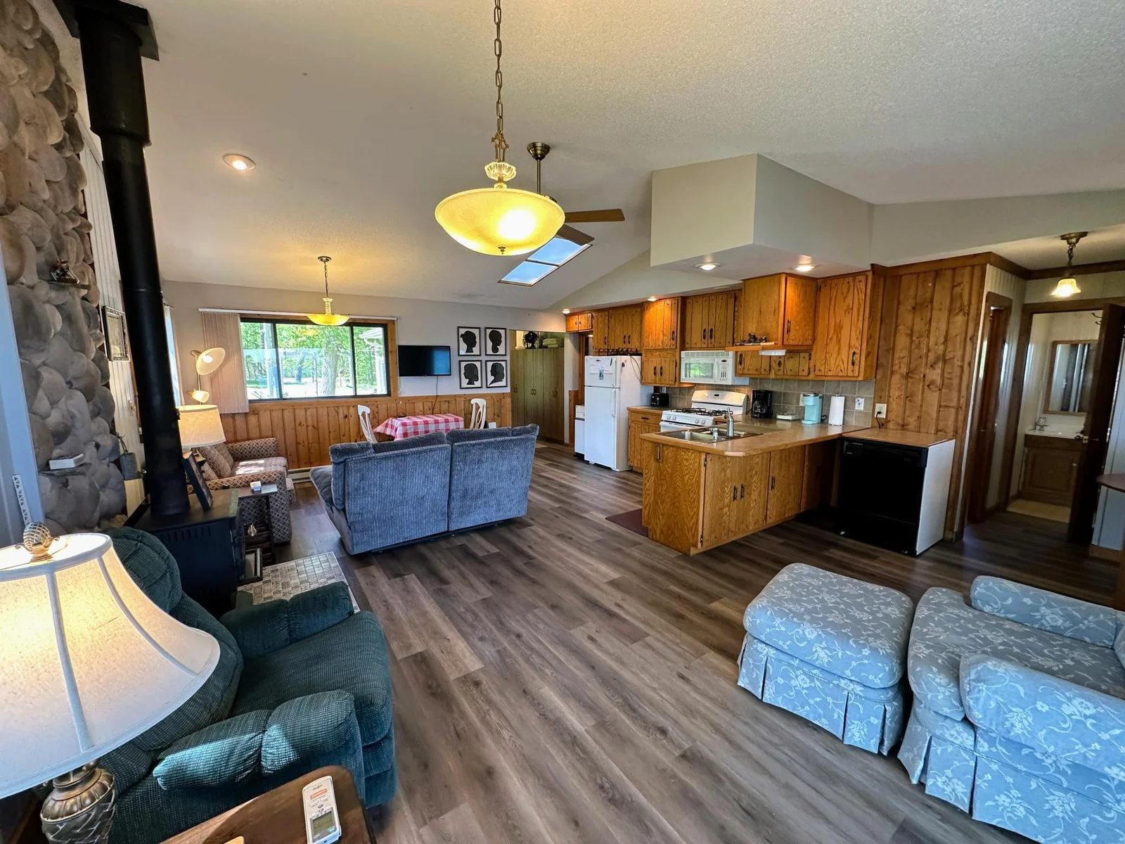 Living/Kitchen