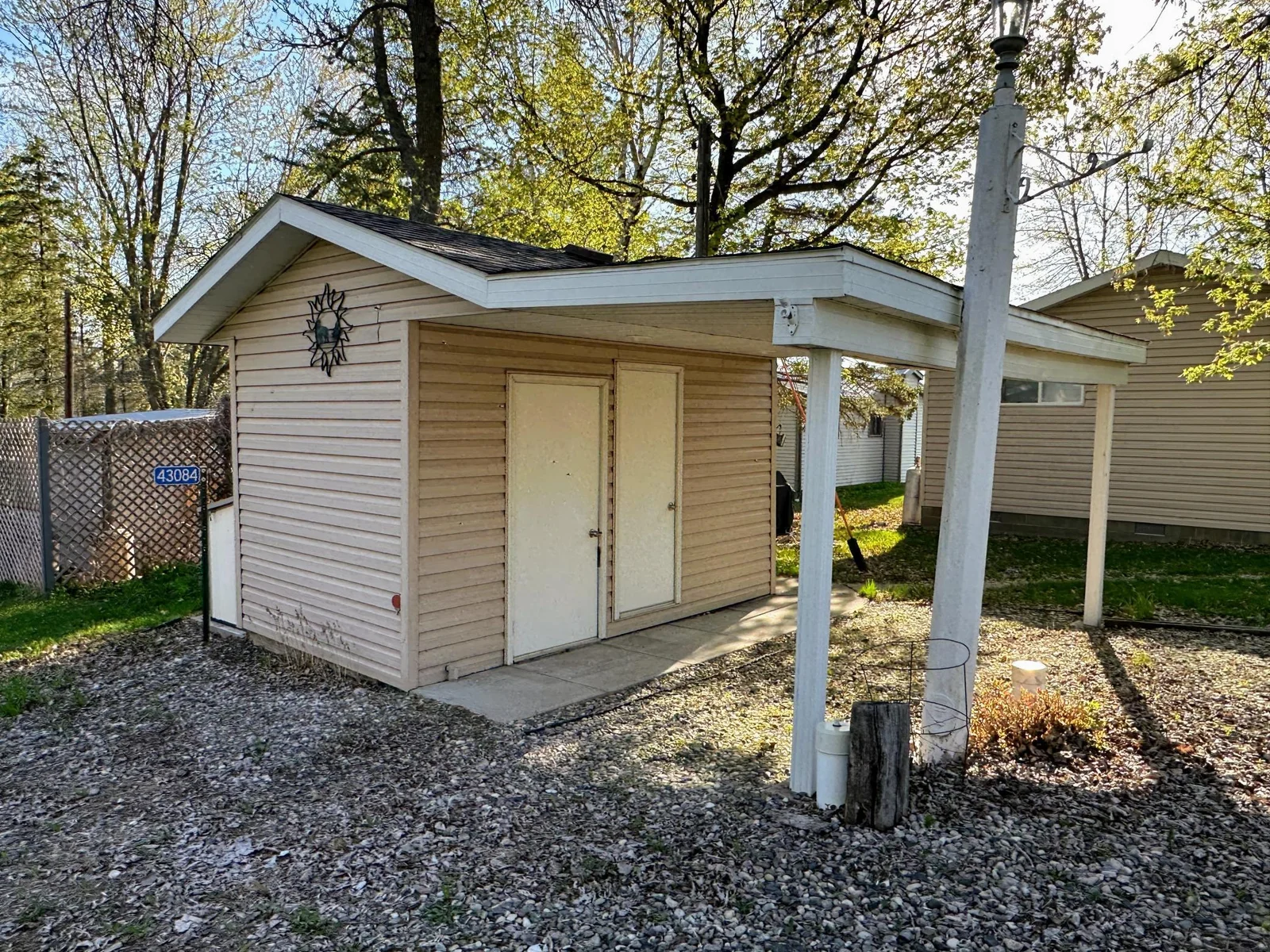 Shed