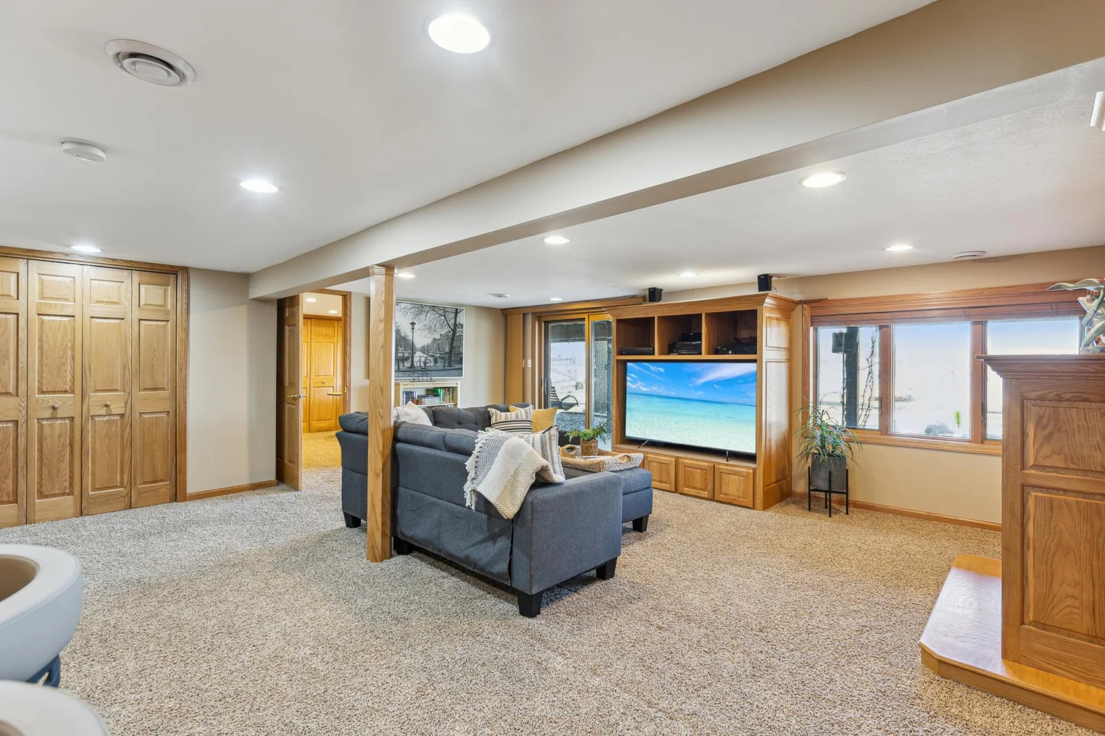 LL family room w/ lake views