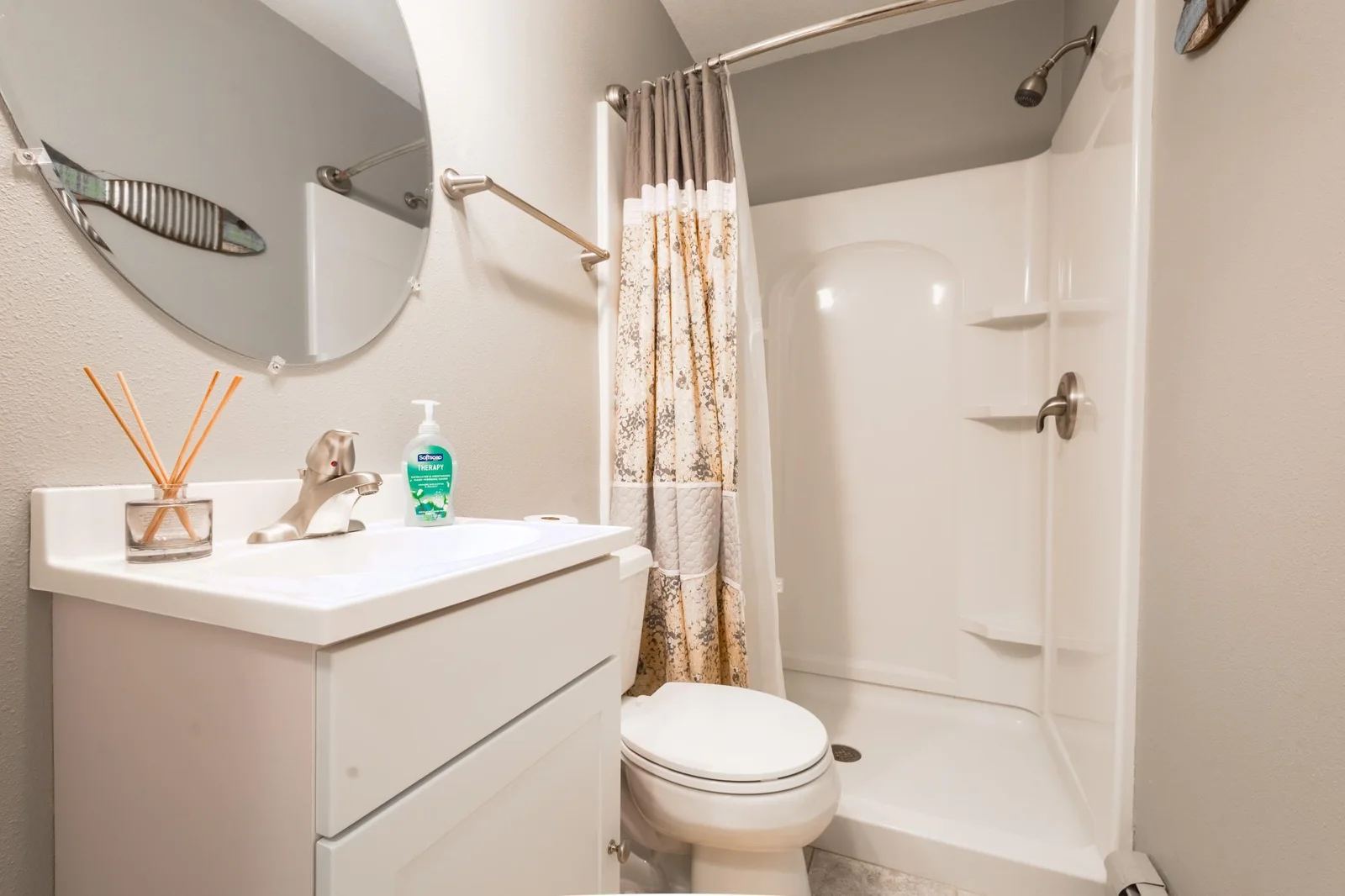 Lower Level 3/4 Bath