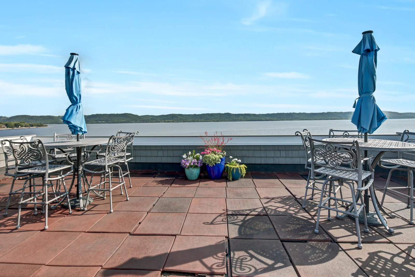 Rooftop - common area