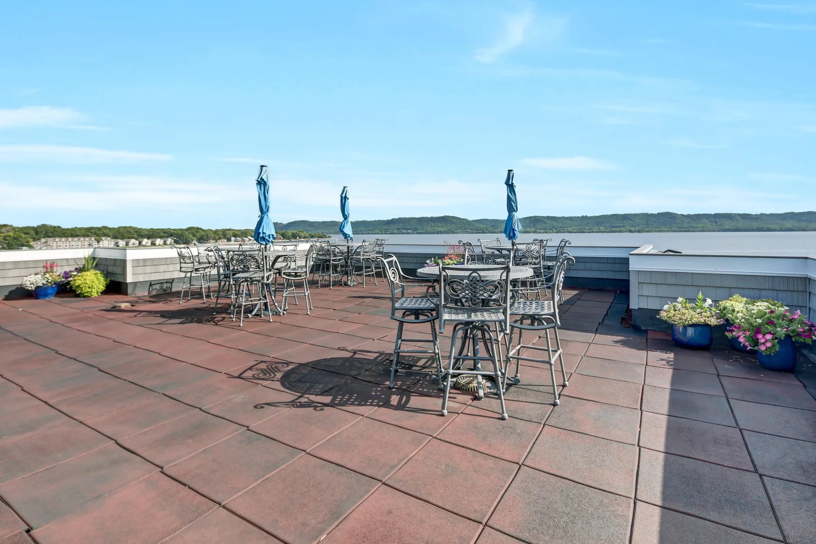 Rooftop - common area