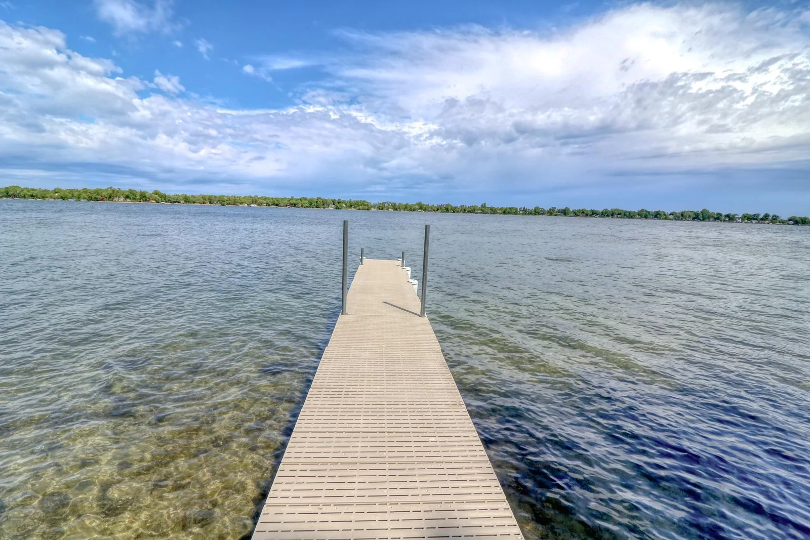 Dock1_1.jpg