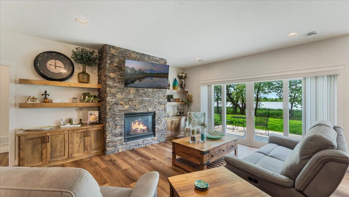 Maintainence-FREE, waterfront Living!  Relax with total lake views.
