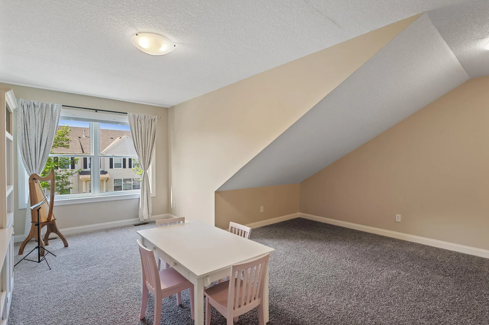 The generous bonus room (21' x 16') offers endless flexibility to meet your lifestyle needs. Whether you're looking for a fourth bedroom, a dedicated homeschool space, a personal fitness studio, or a creative hobby room, this light-filled area is rea