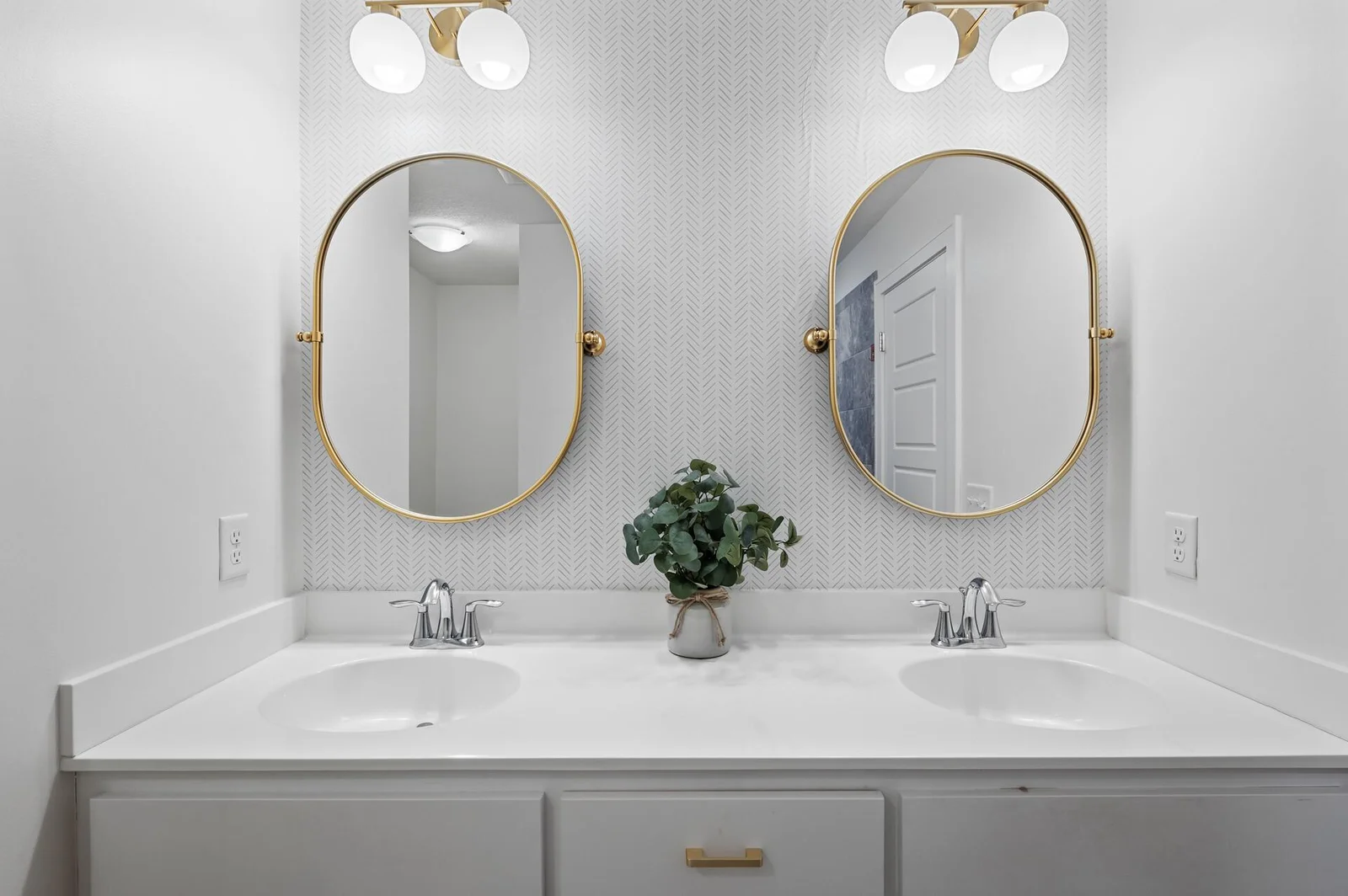 Primary ensuite
