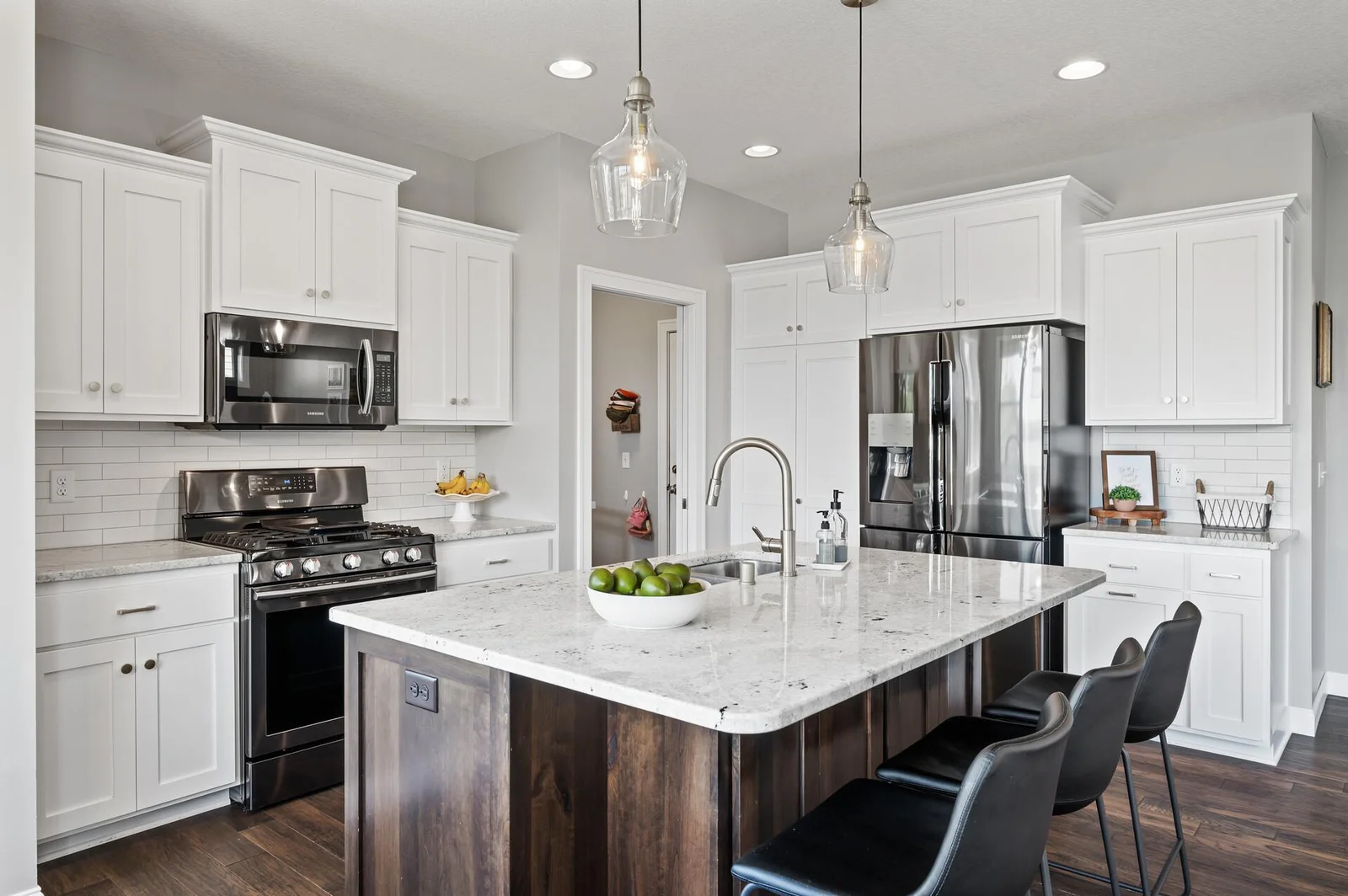 A kitchen design that supports any level of cooking.