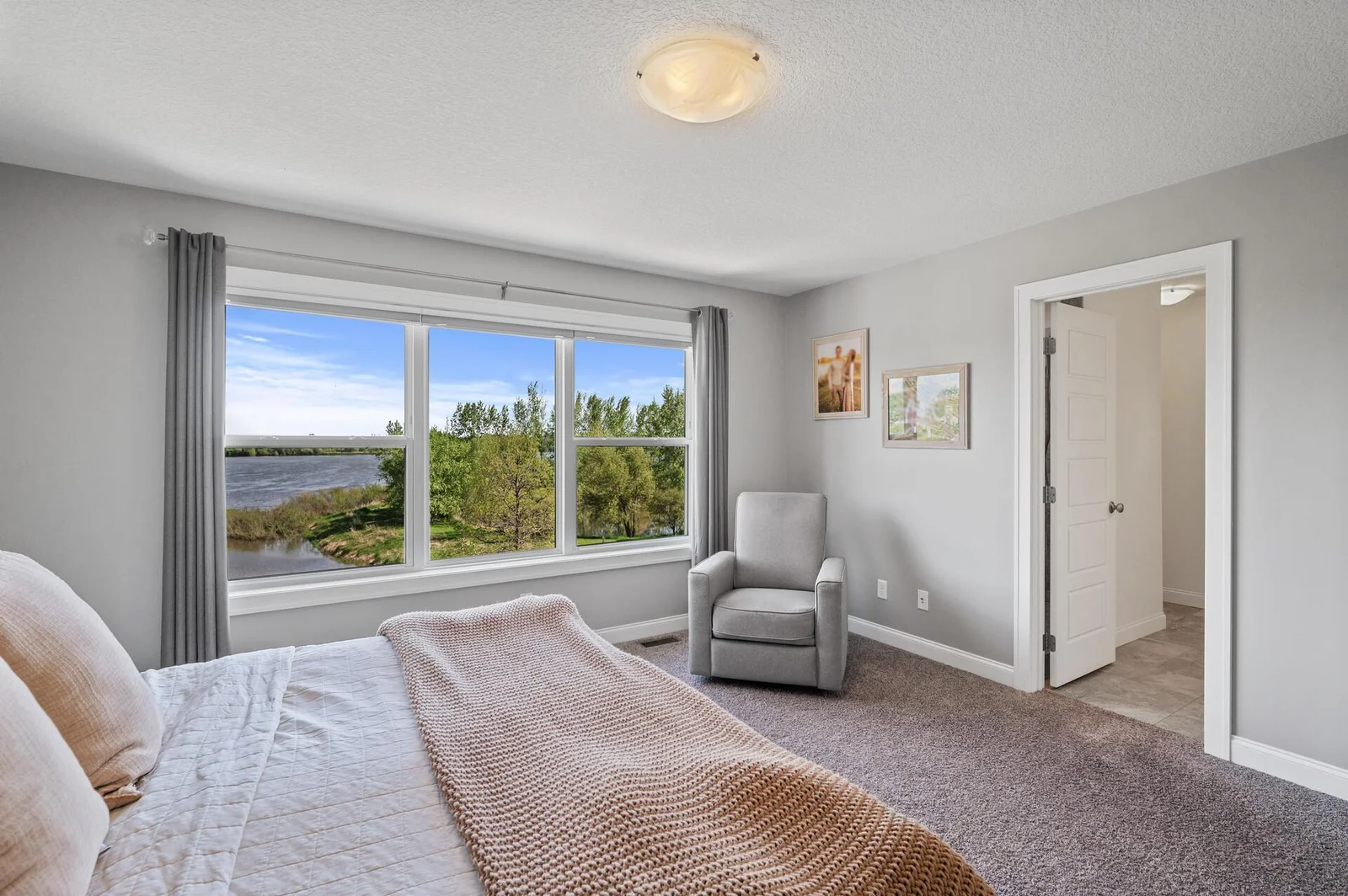 Every angle gives you a lake view.