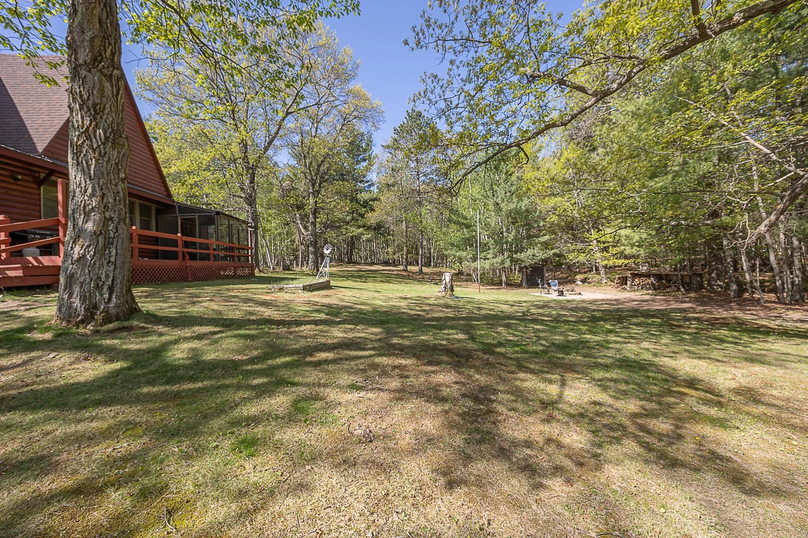 Huge yard for gatherings.