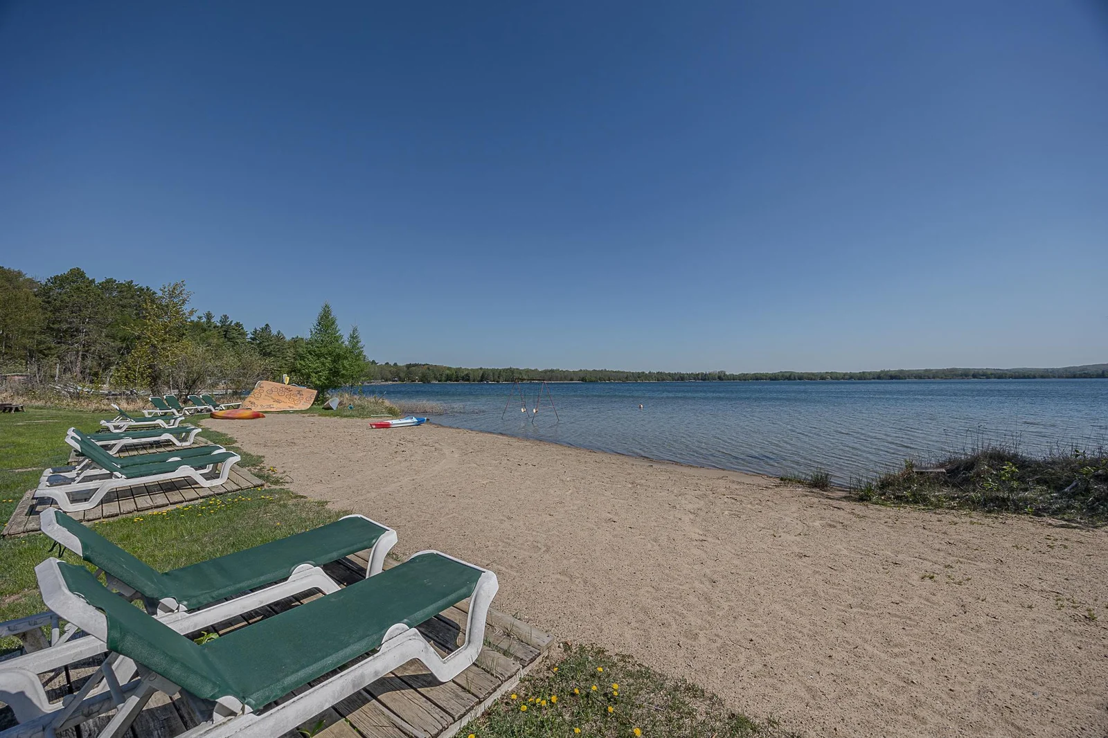 With modest annual fees you can enjoy access to Thunder Lake Lodge amenities.