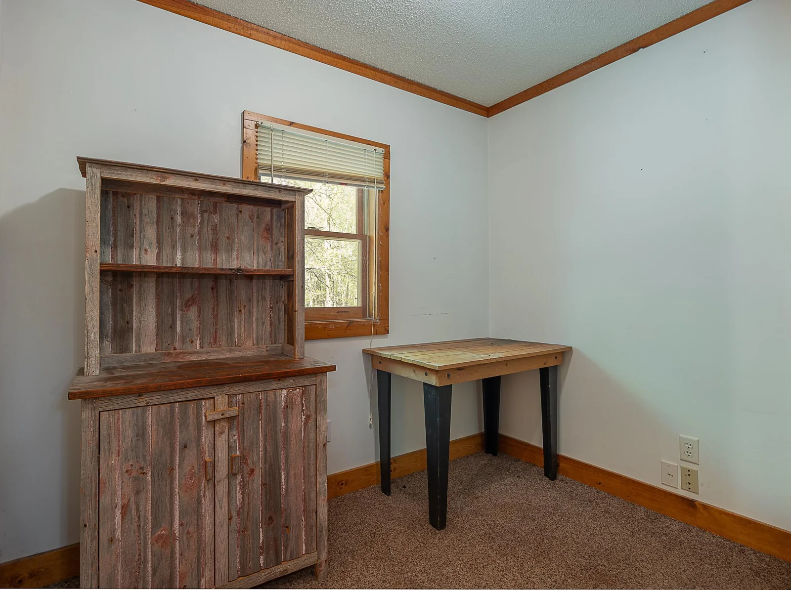 Main level office.