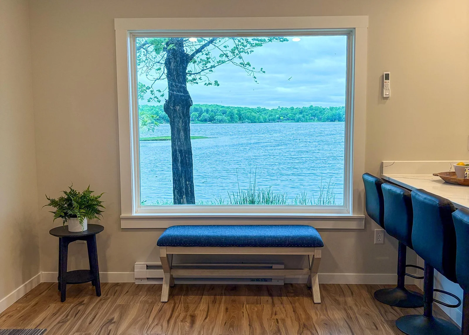 West facing lake view for beautiful sunsets!