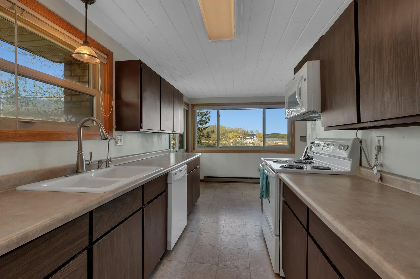 Kitchen area