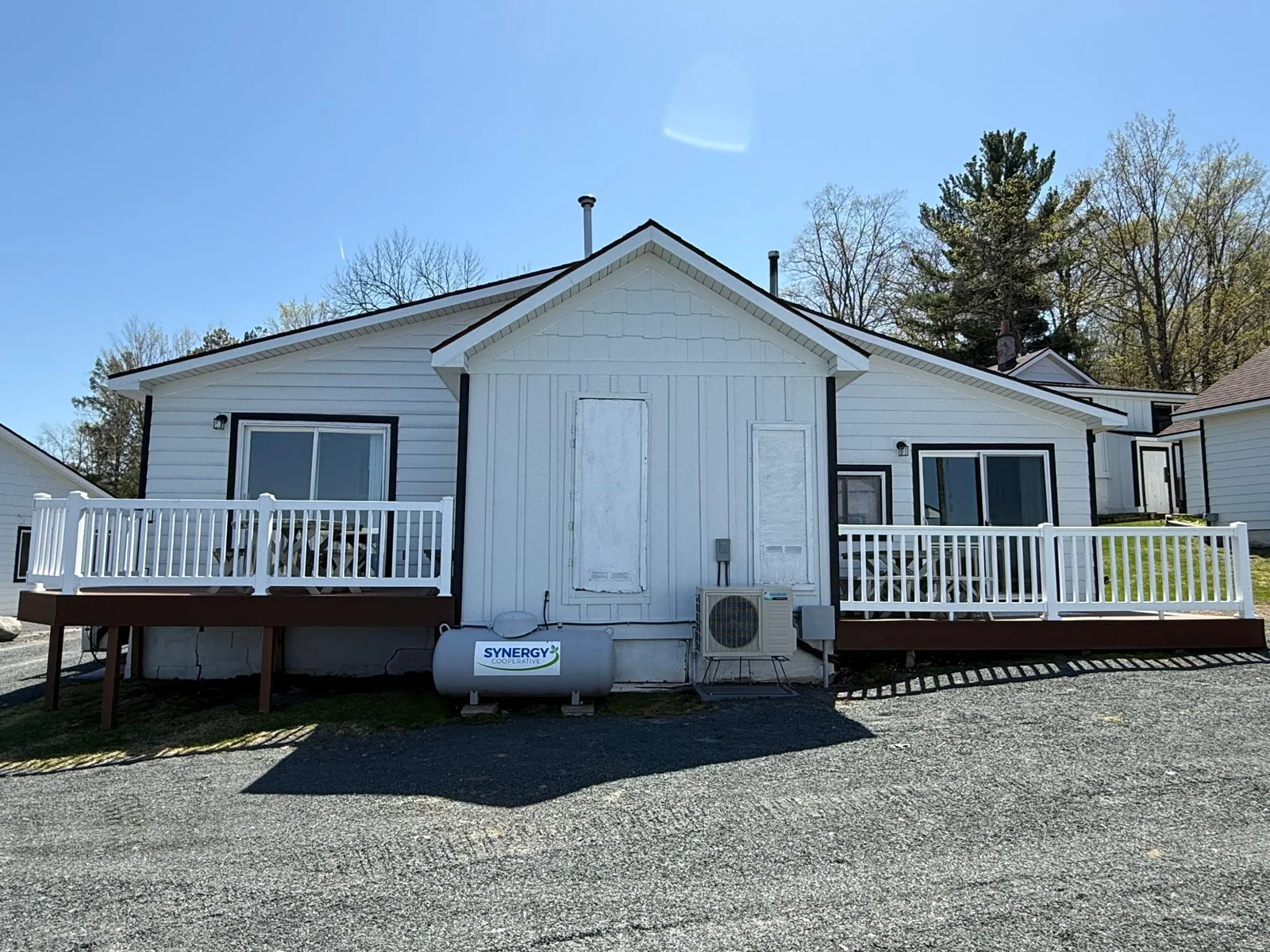 Cabin 4 and Cabin 5