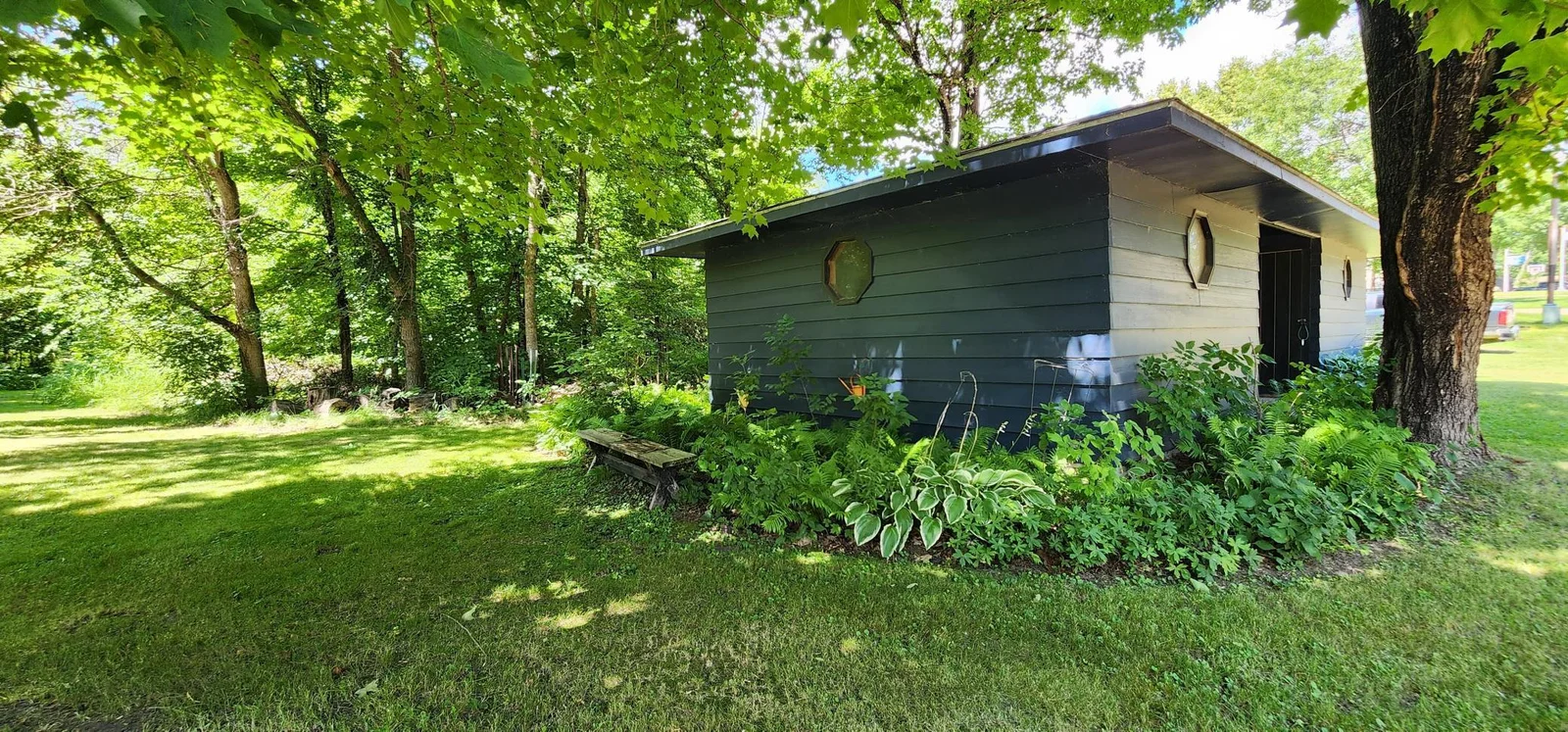 Shed