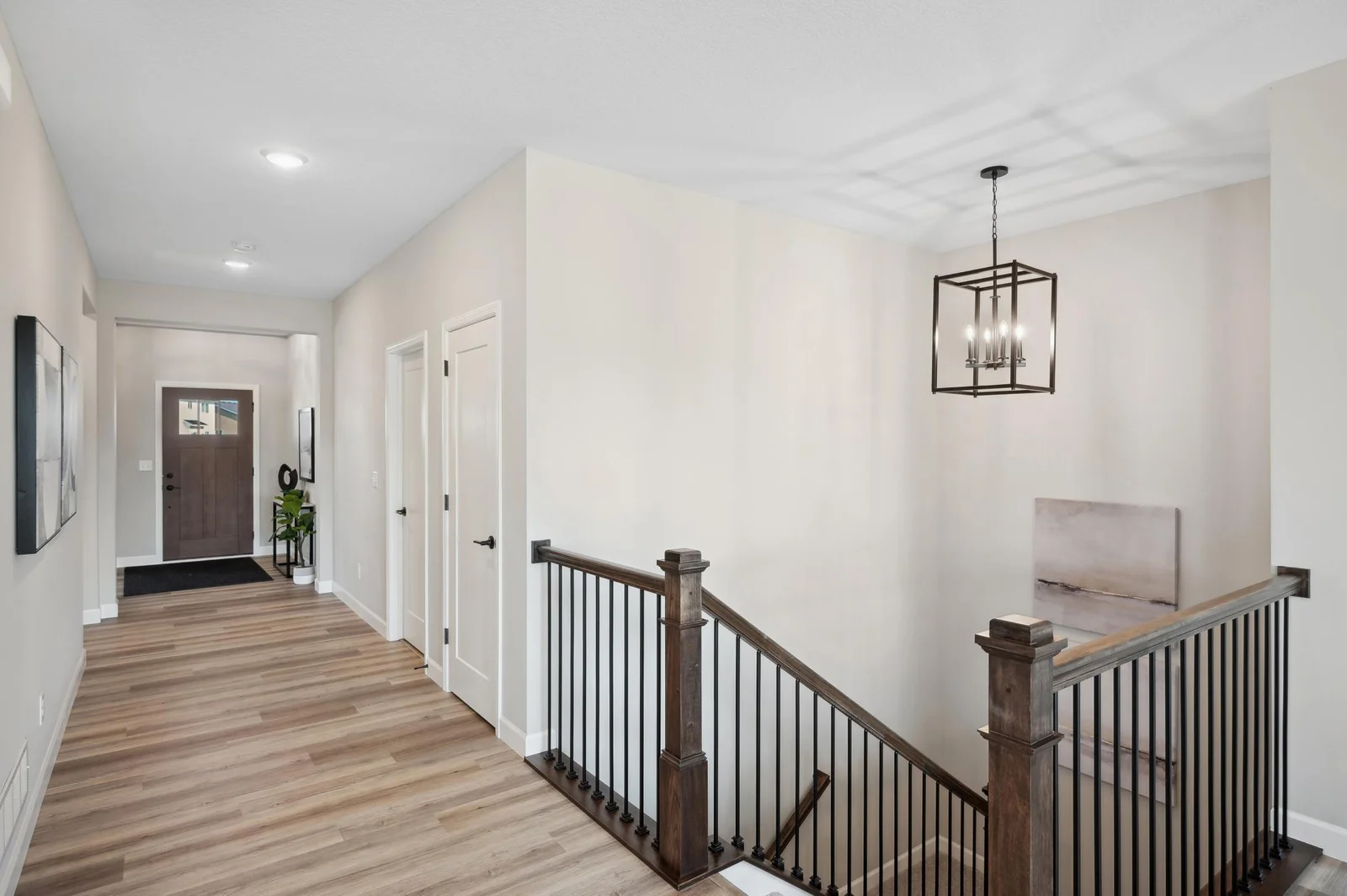 6. Hallway.jpg