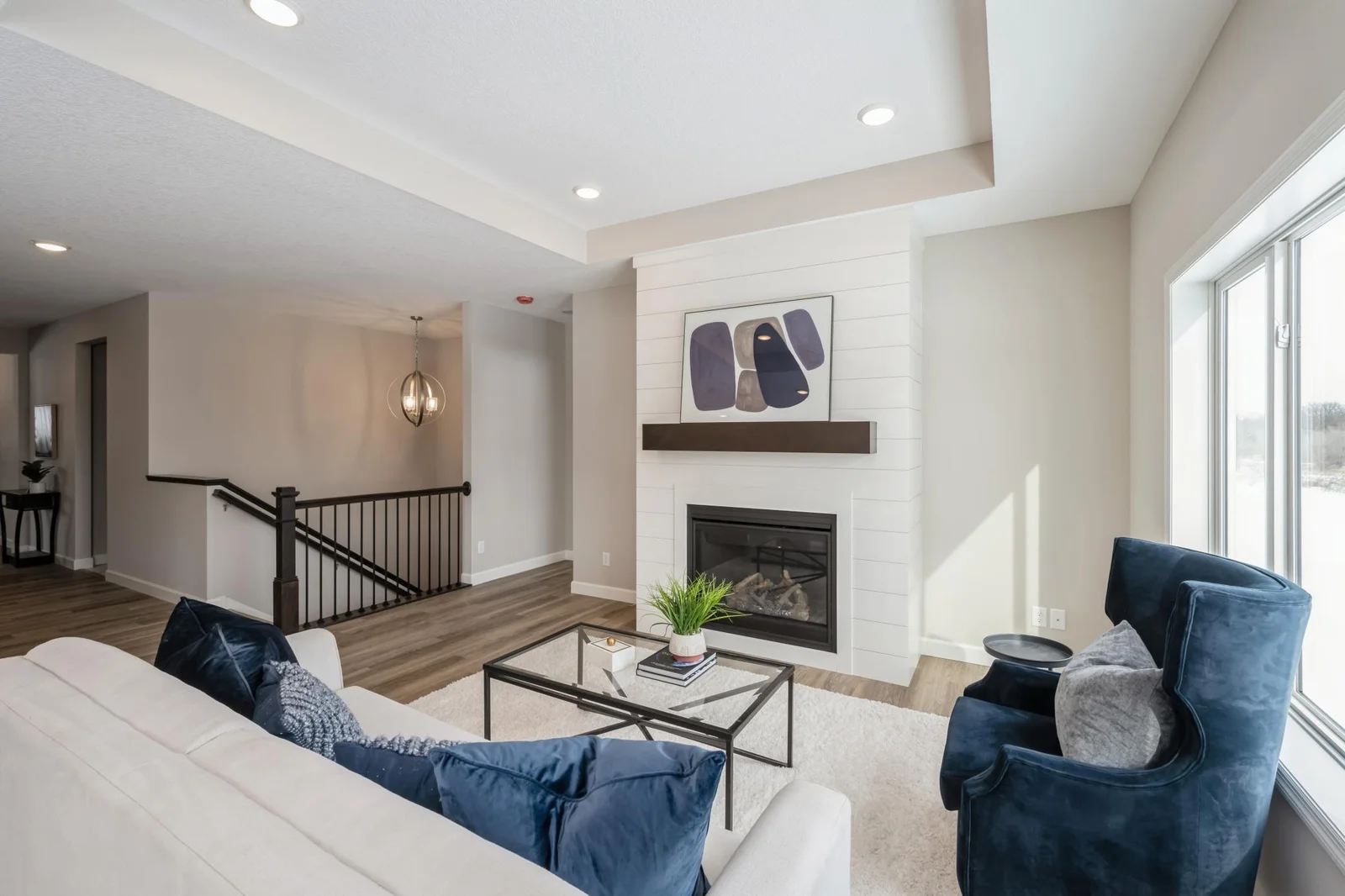 Living Room.jpg