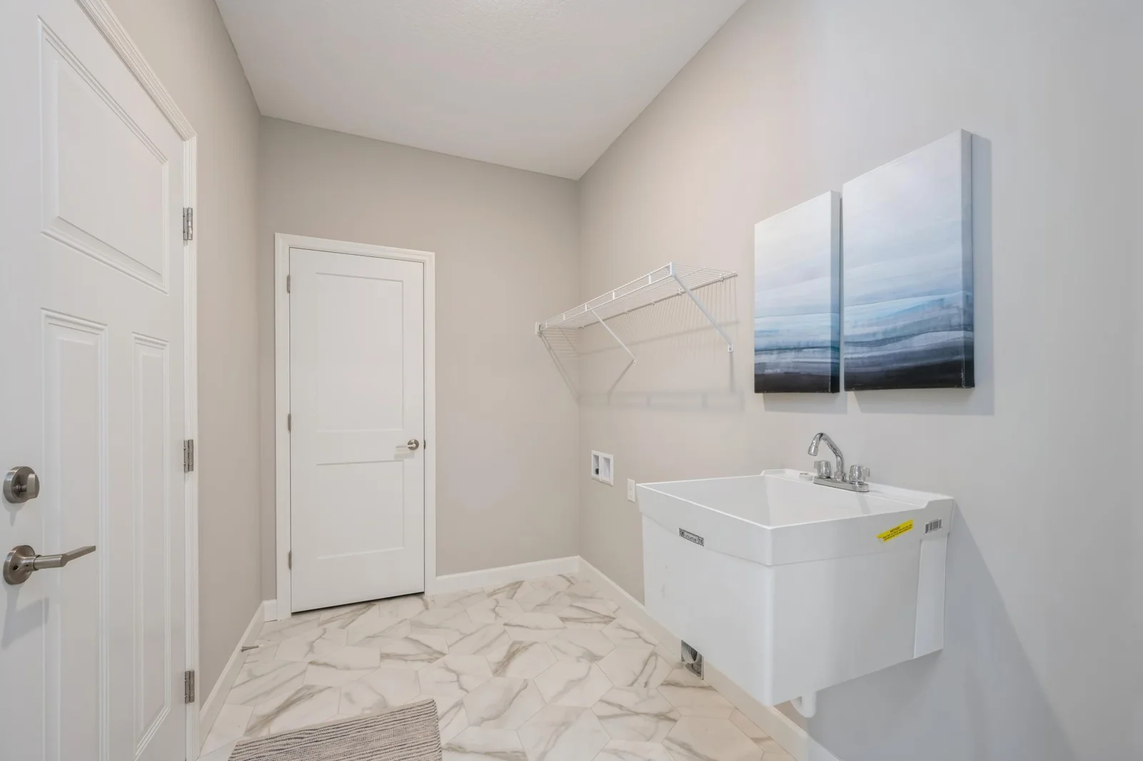 Laundry Garage Entry.jpg
