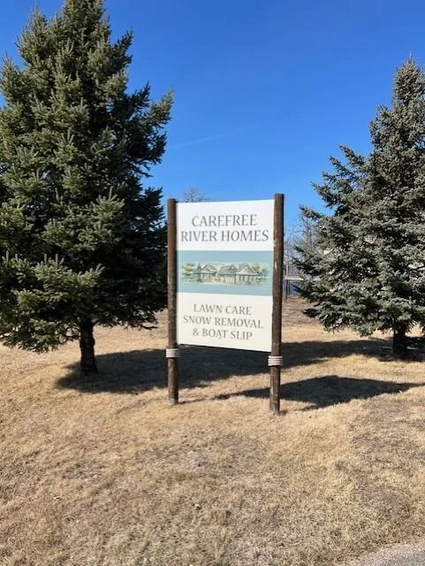 riverlotsign.jpg