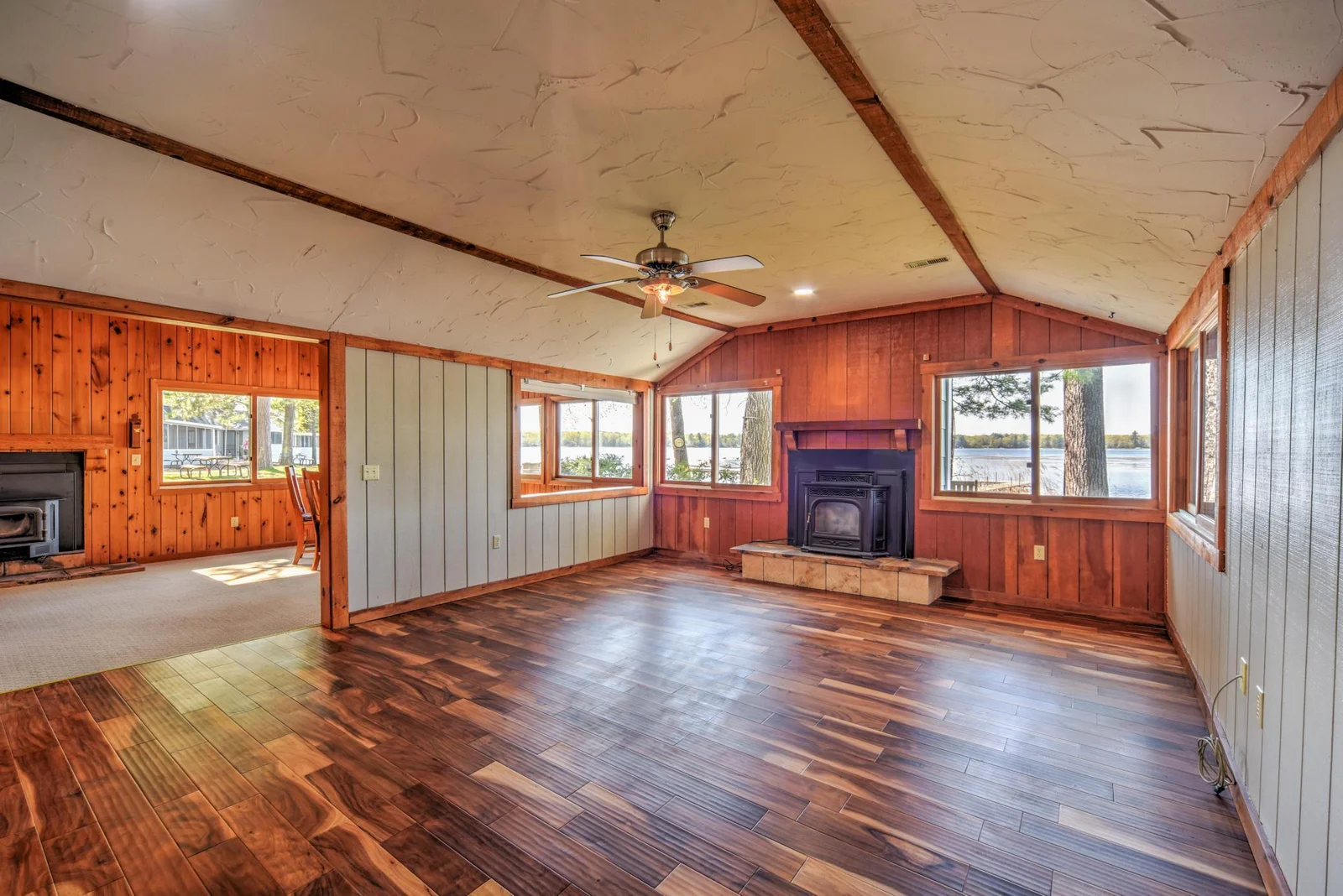 Newer wood flooring.