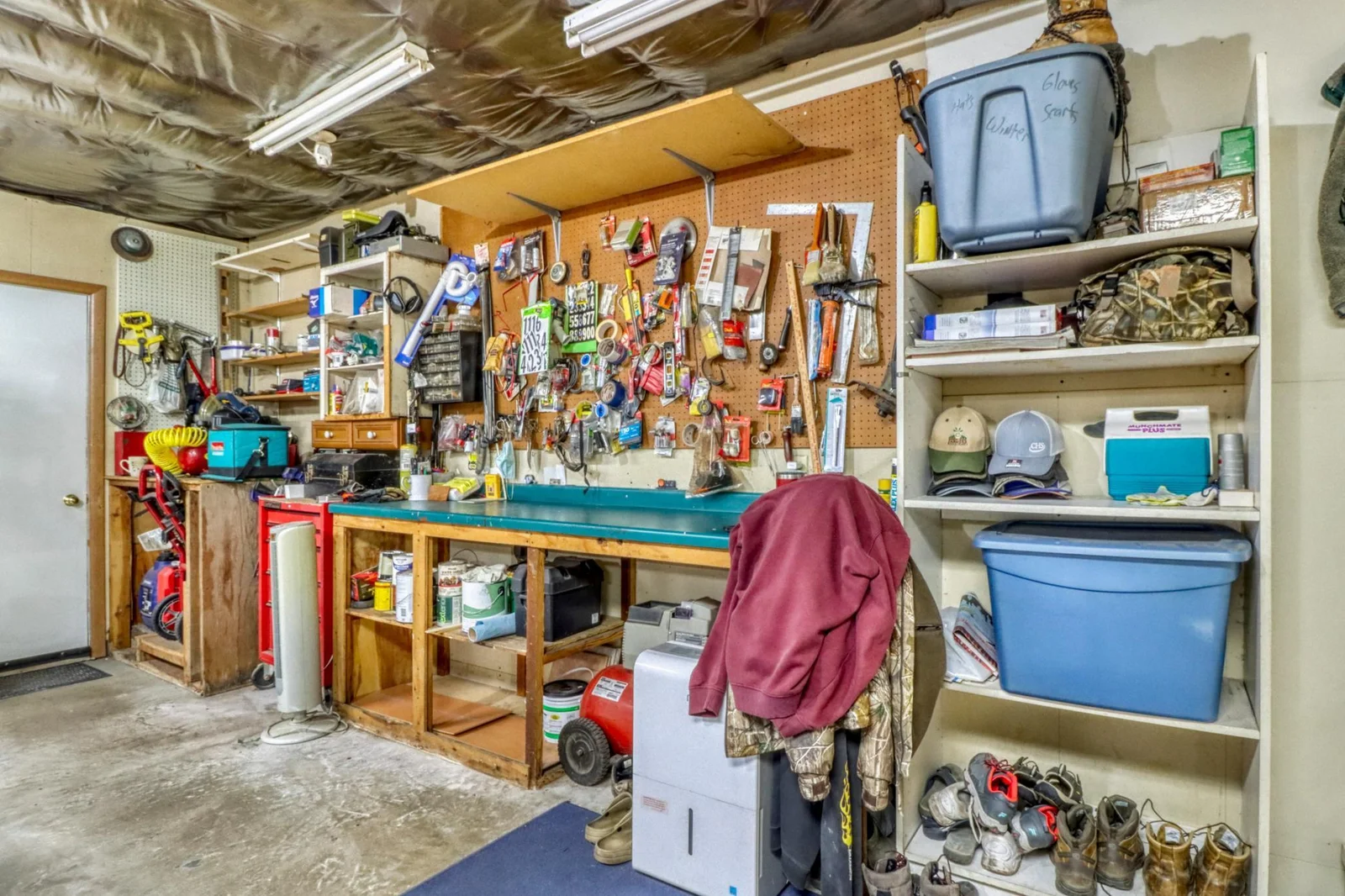 Garage1_2.JPG