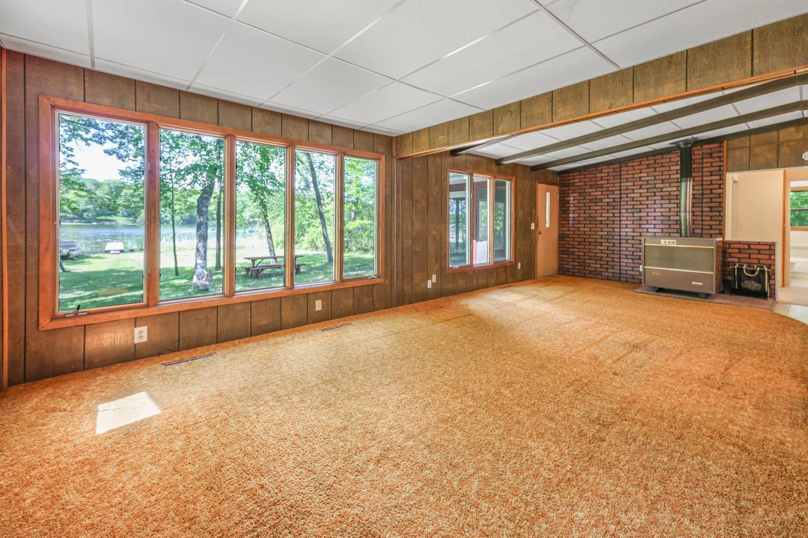 Living room c.jpg