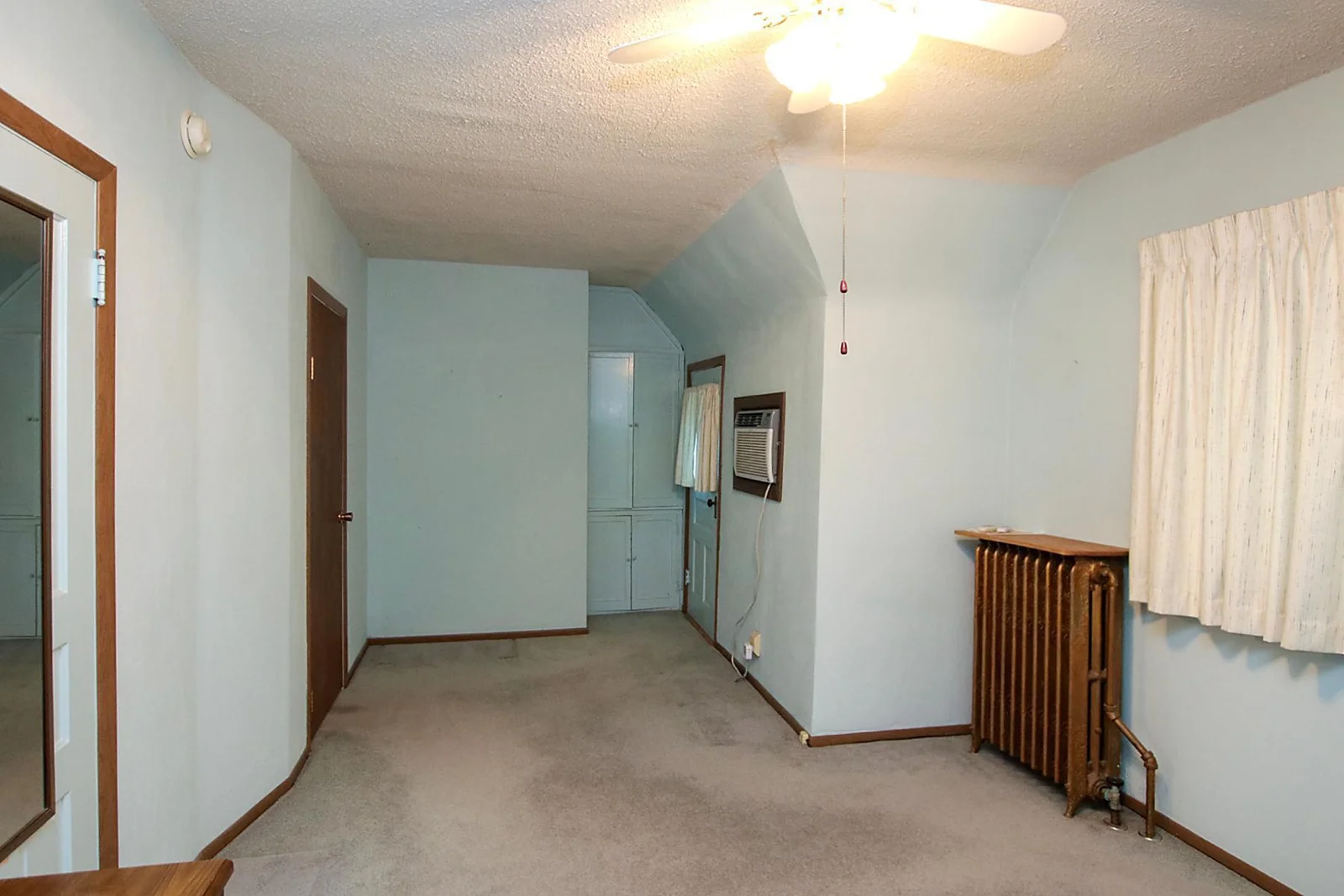 Notice the built-ins and large closet!