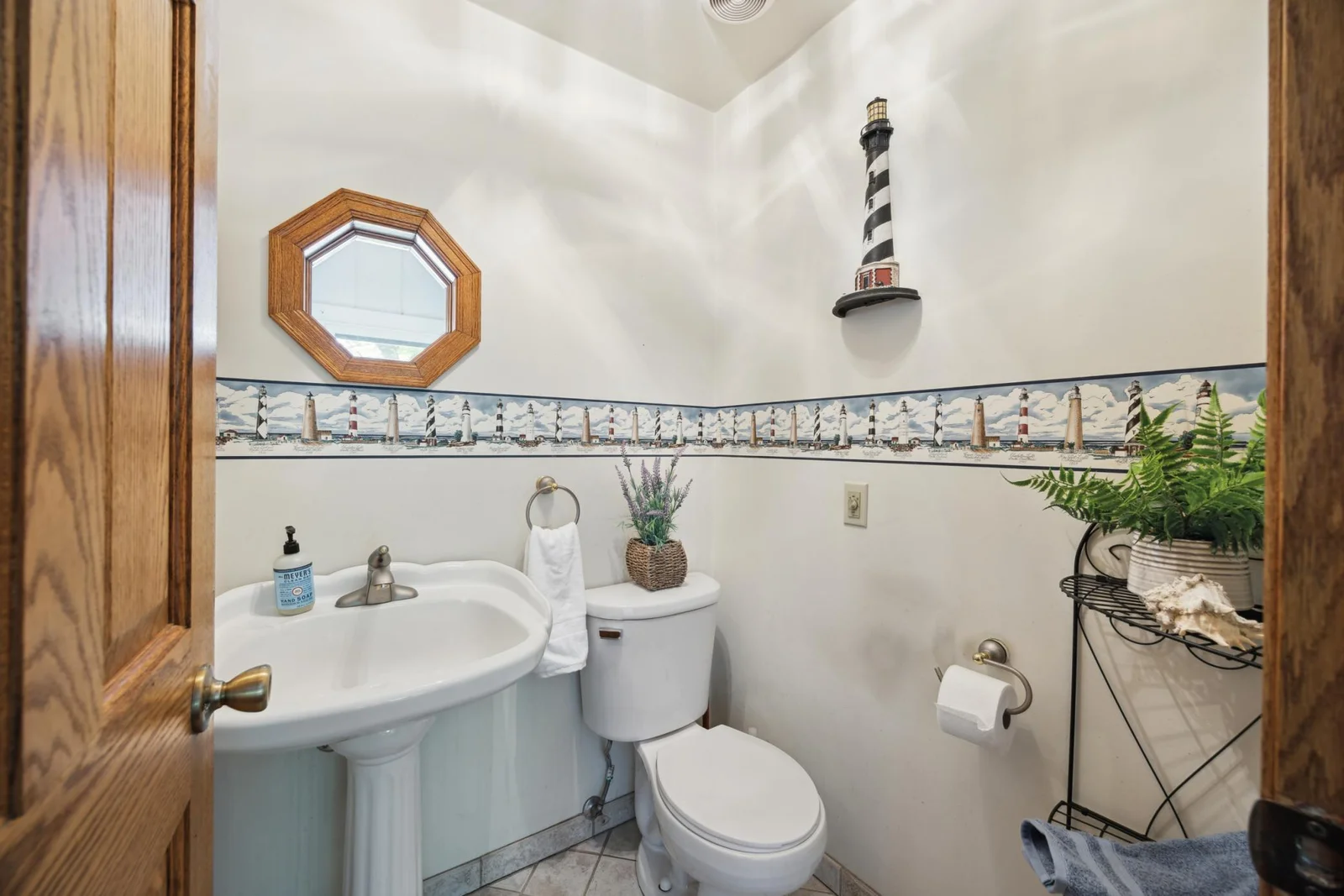 this is the 1/2 bath on the main level just off the family/dining room.