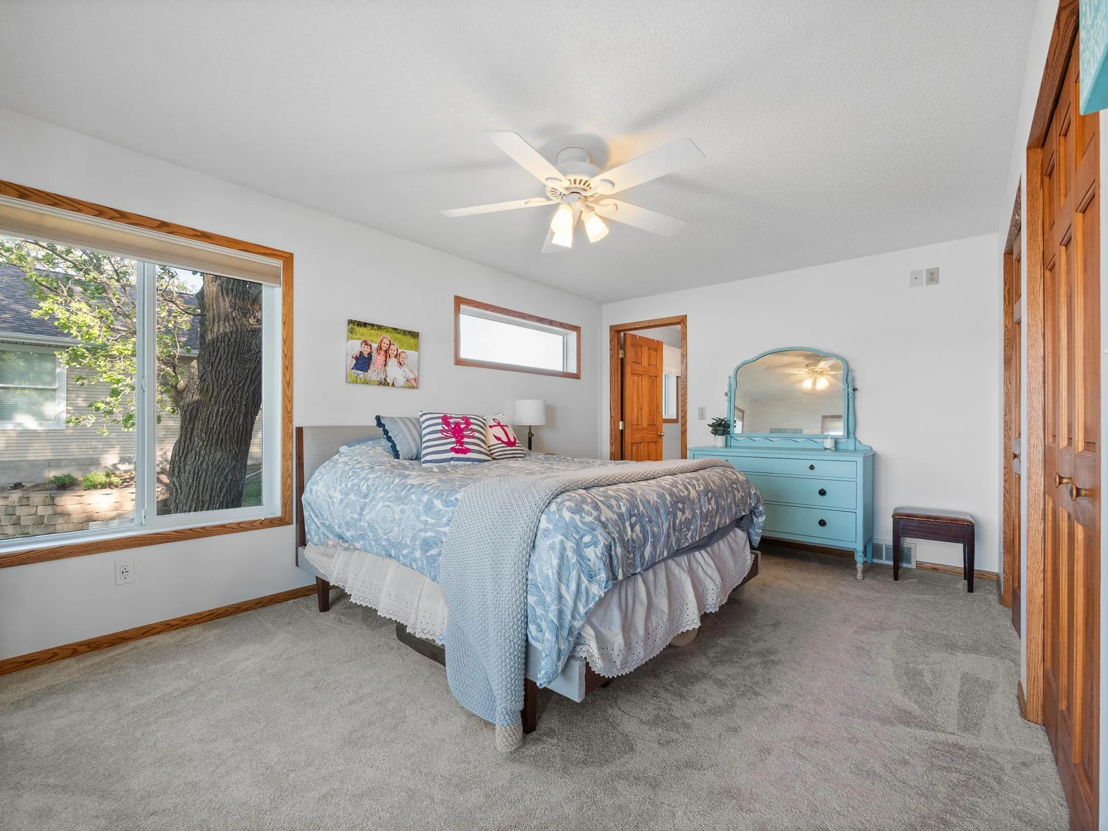 Bedroom.JPG