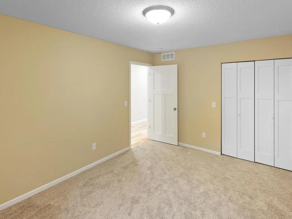 17394 Sunset Trail SW Prior Lake MN 55372 USA-033-069-033-MLS_Size.jpg