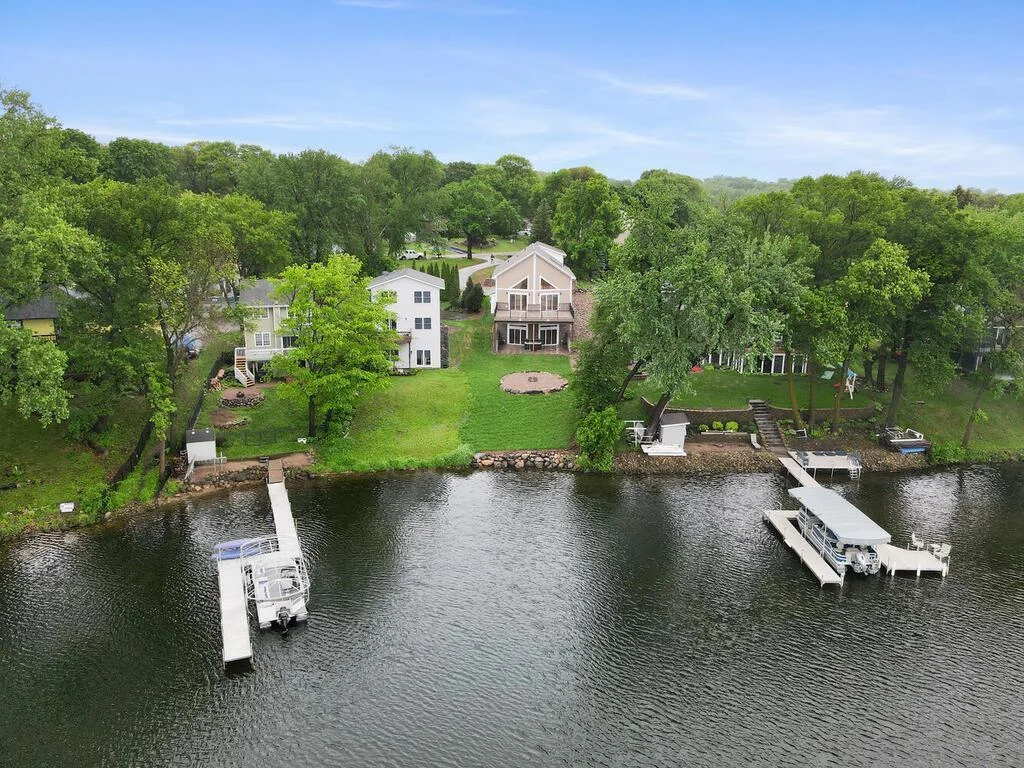 The location that allows for a commanding view.