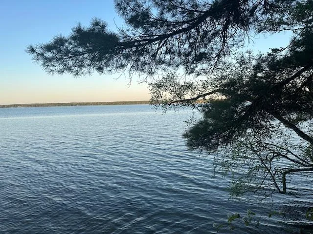 Lake Plantagenet.jpg