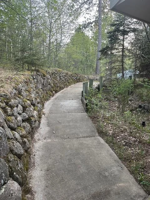 Sidewalk to House.jpg