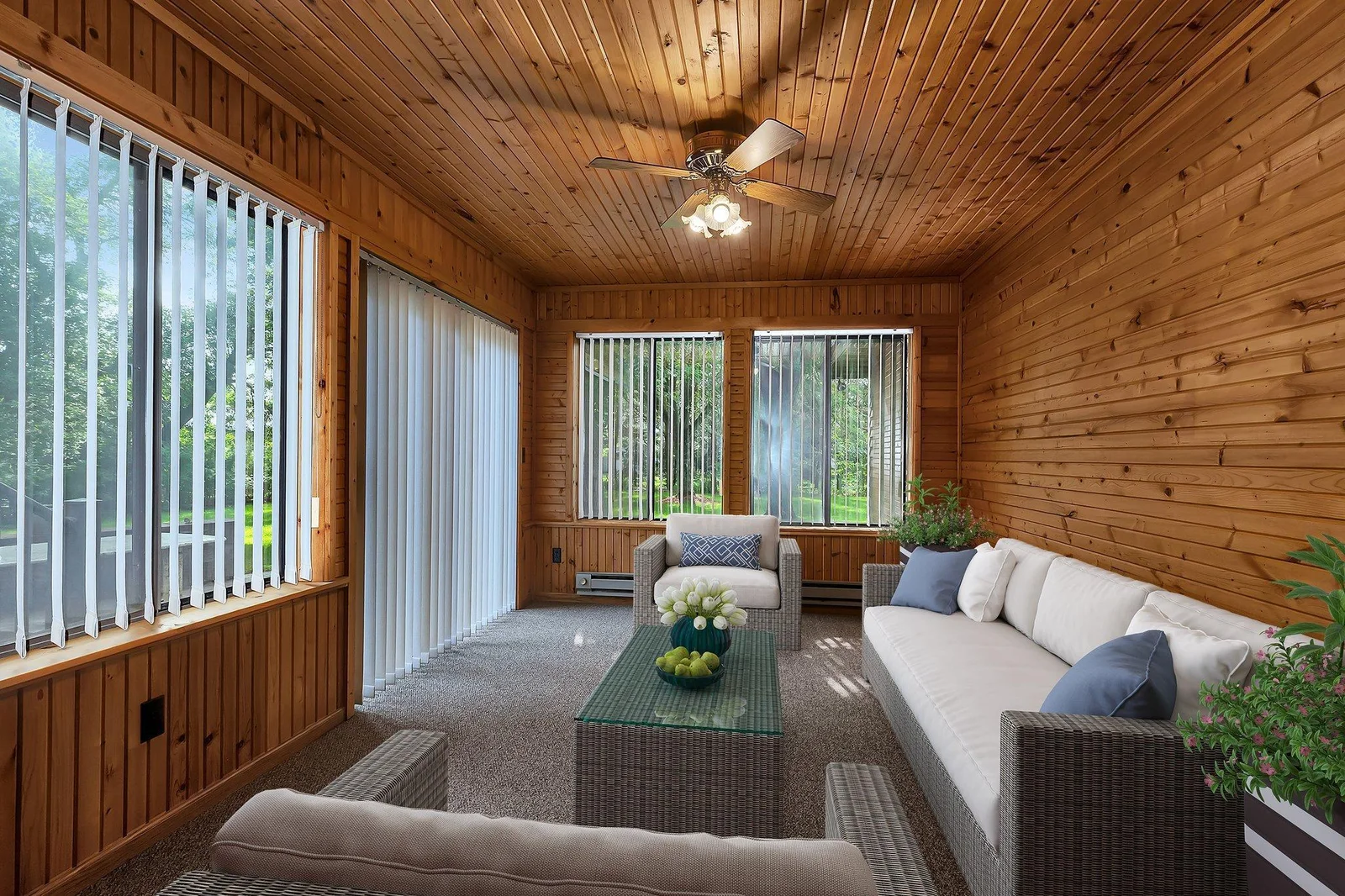 Sunroom with sliding door patio access - Virtually staged