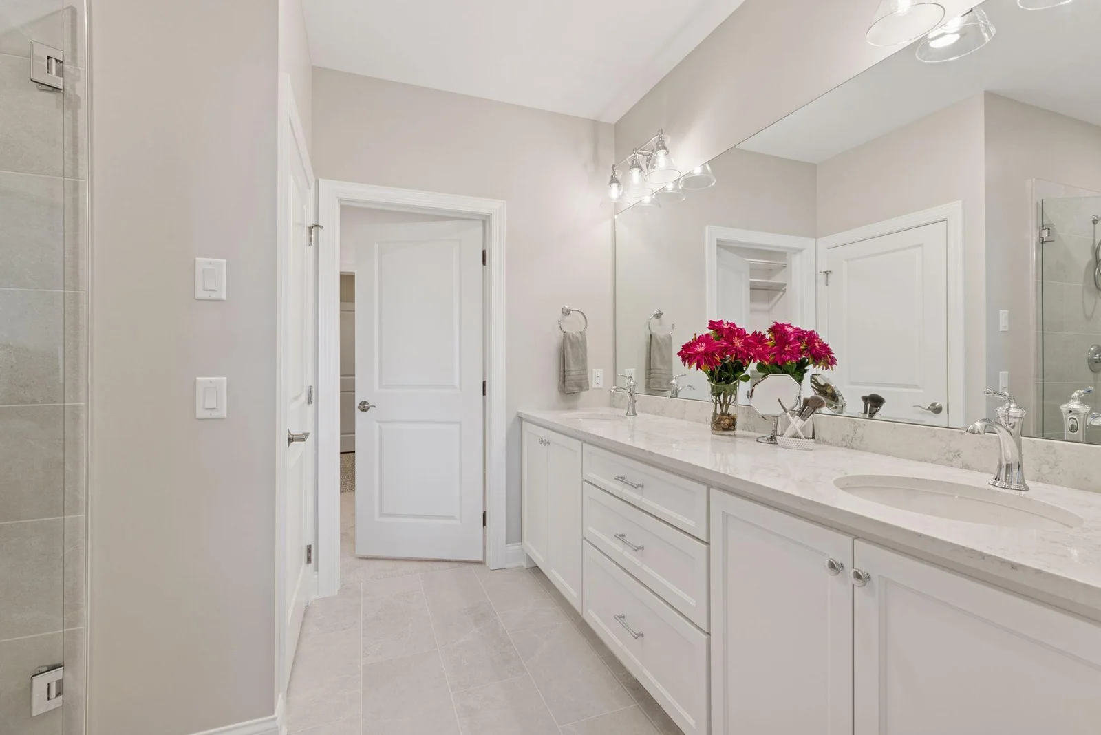 Photos of a similar home