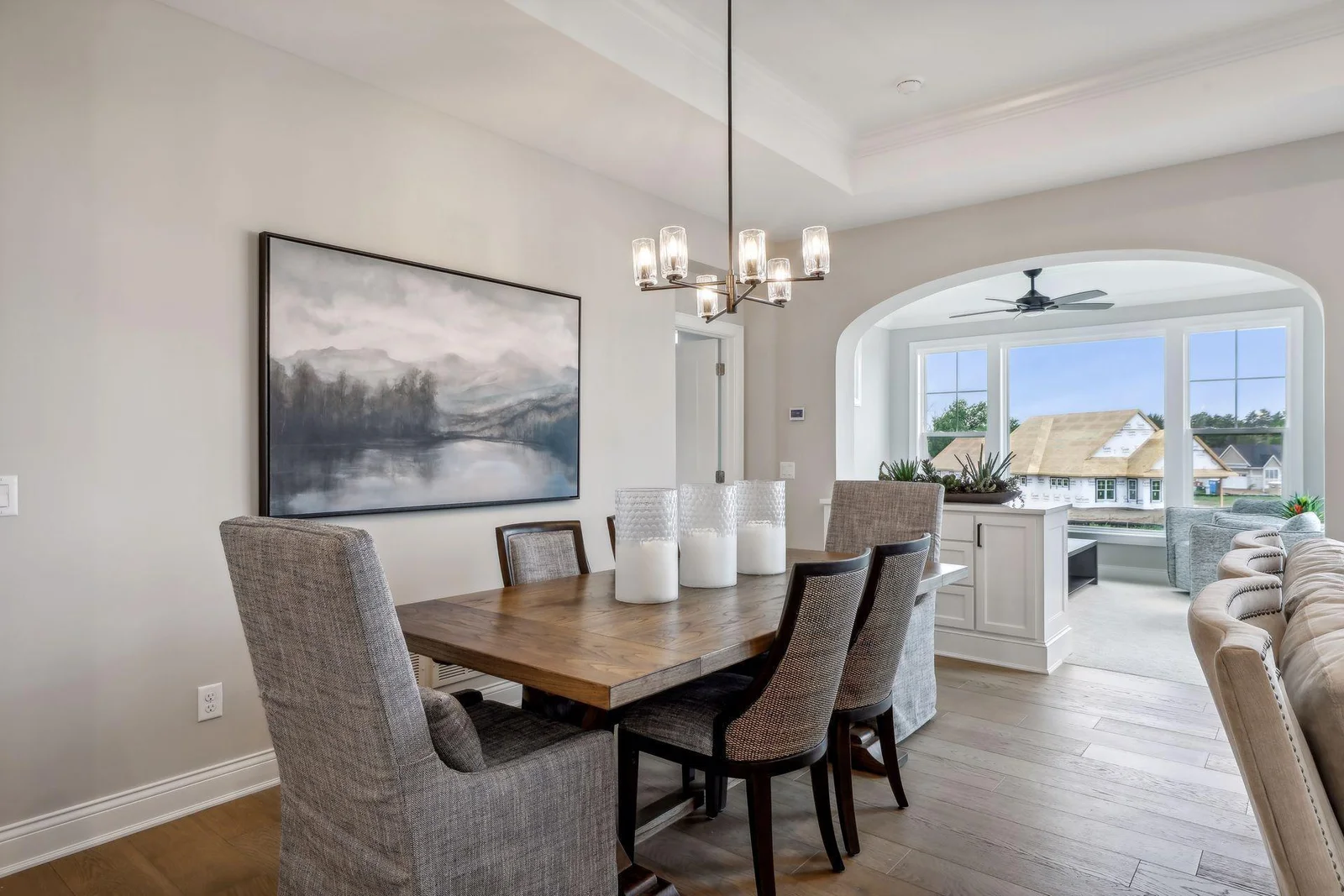 Photos of a similar home