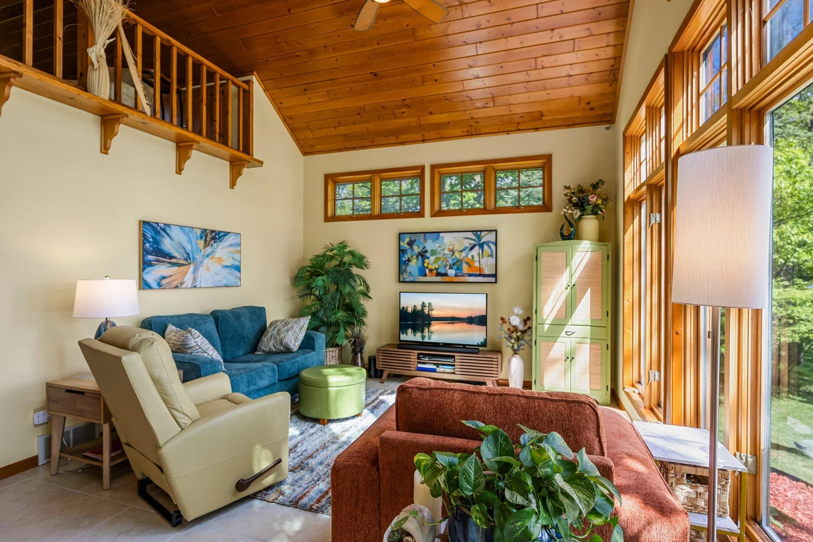27-web-or-mls-209 9 1_2 Ave-159.jpg
