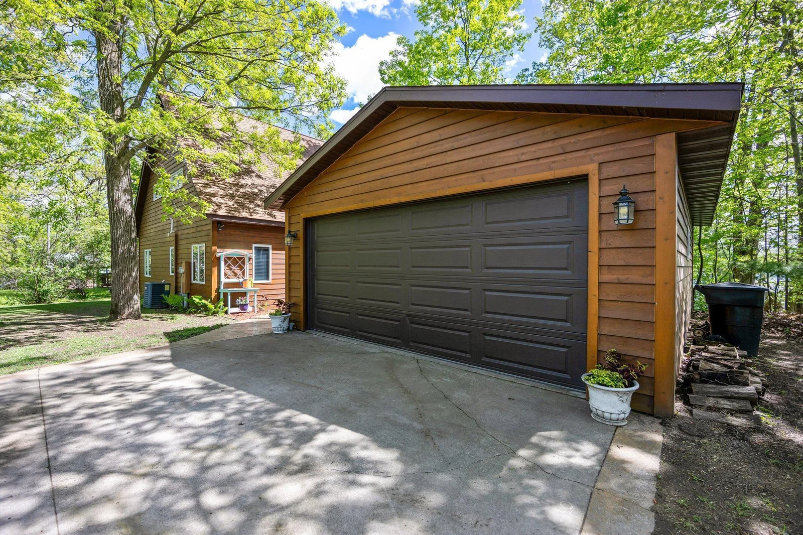 14-web-or-mls-209 9 1_2 Ave-75.jpg
