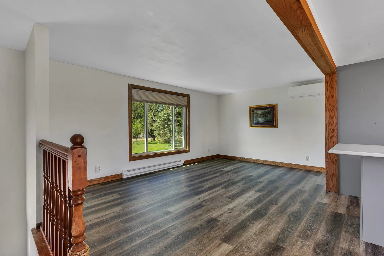 Living Room Tree View