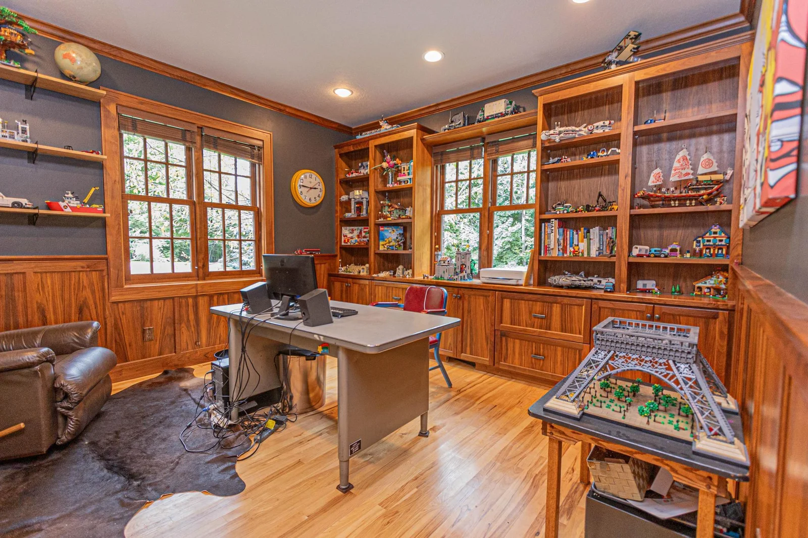 Formal Office.jpg