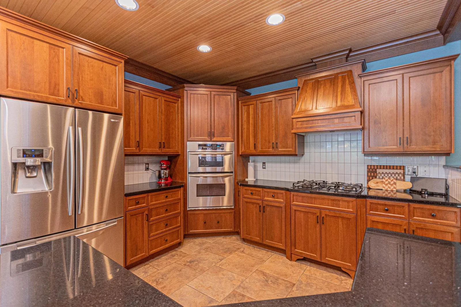 Custom Kitchen.jpg